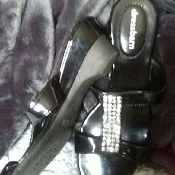Dressbarn black patent leather slip on - Picture 2 of 2